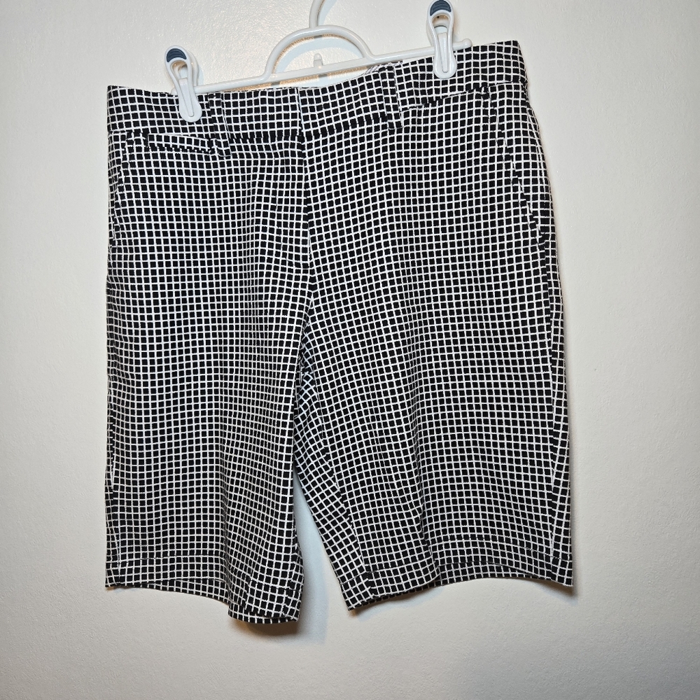 NWT Womens Lands End Cotton Mid Rise Bermuda Shorts Black White Size 8